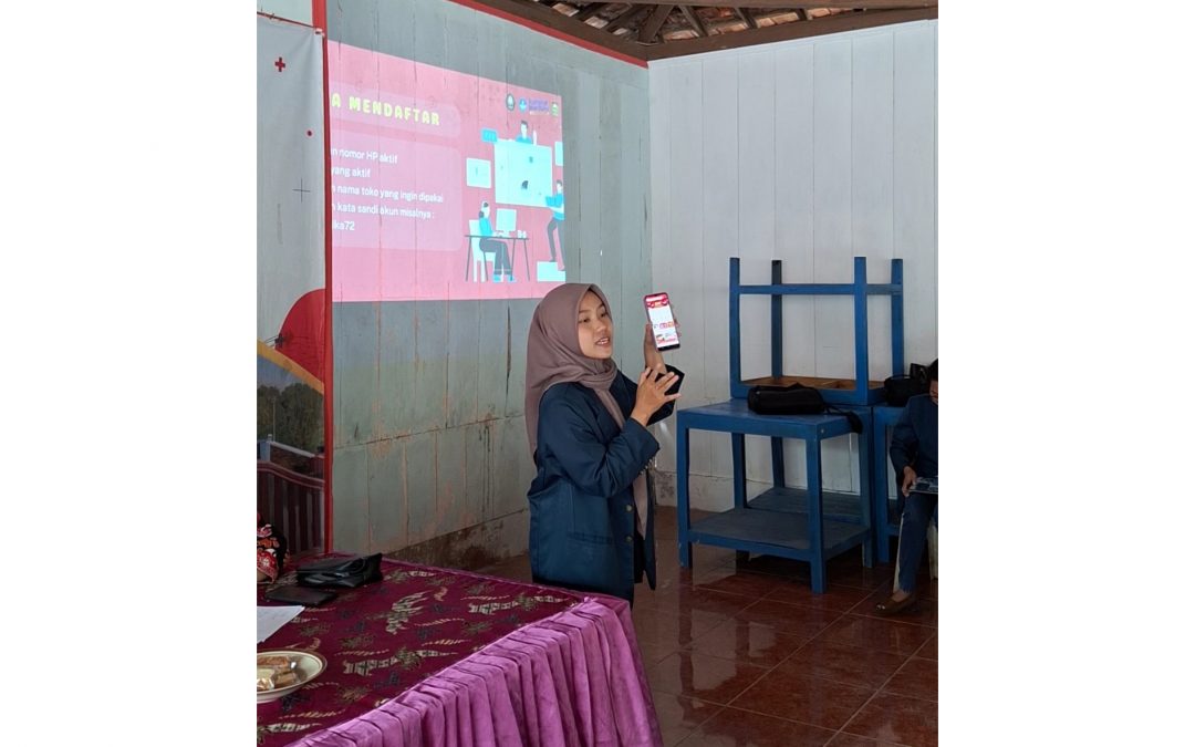 TIM KKN UNDIP Dampingi UMKM Dan Ibu-Ibu PKK Memanfaatkan Bisnis Digital ...