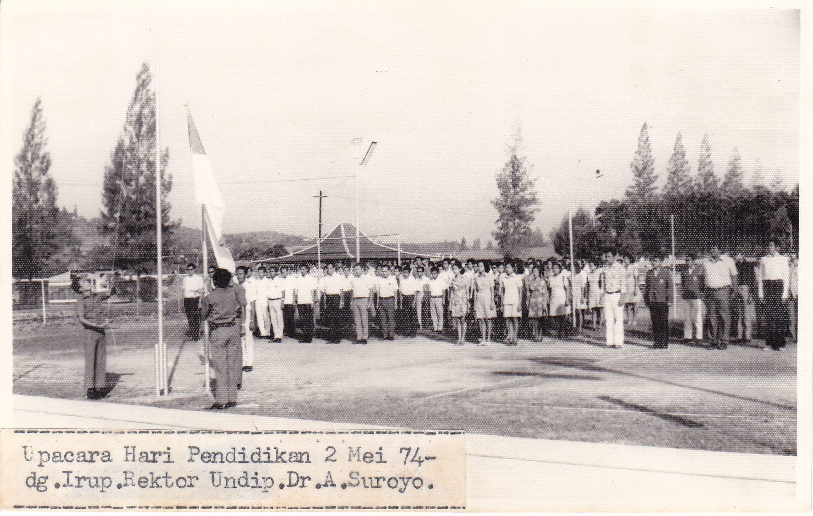 Upacara di Lap OR Undip Kampus Pleburan